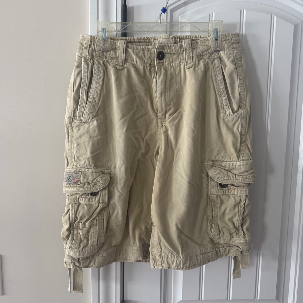 American Eagle Outfitters Men's Beige Cargo Shorts